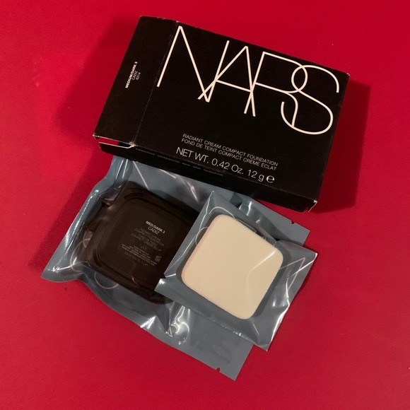 NARS Cadiz medium dark 3 Radiant Cream Compact foundation refill #6314 - Picture 2 of 2
